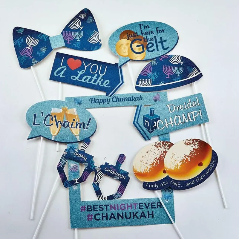 chanukah selfie kit for online shoppers